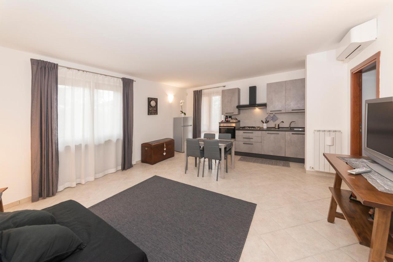 Villa Alida Casa Vacanze Фолиньо Экстерьер фото