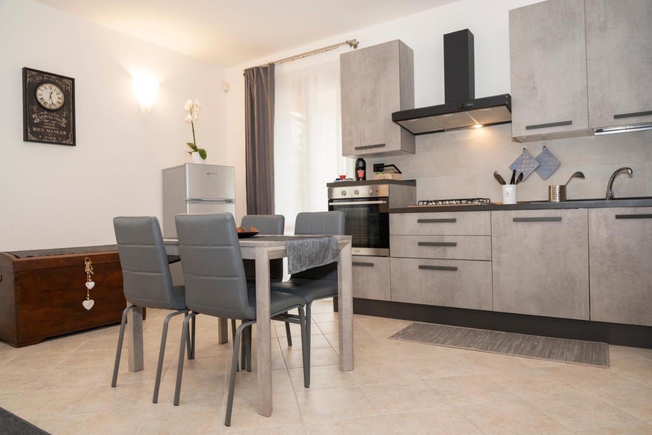 Villa Alida Casa Vacanze Фолиньо Экстерьер фото